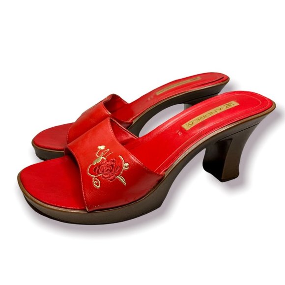 Vintage Shoes - Andrea Coleccion Y2K Mid-Heel Mules Red Embroidered Flowers size 7